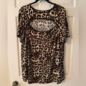 Heimish USA tan leopard print short sleeve top